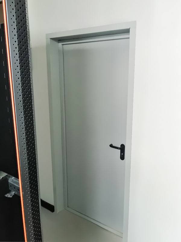 Дверь для мед. склада (пос. Сосенский)