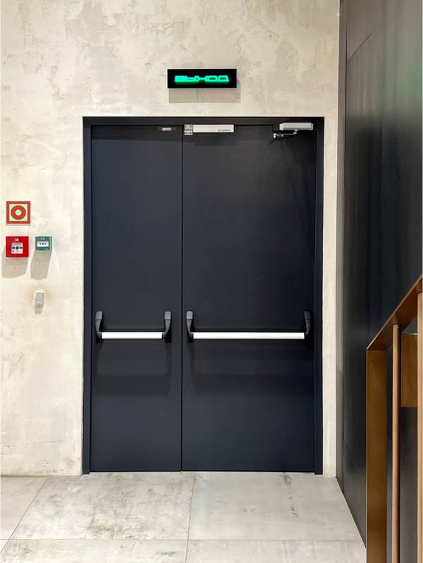 Противопожарная дверь Антипаника